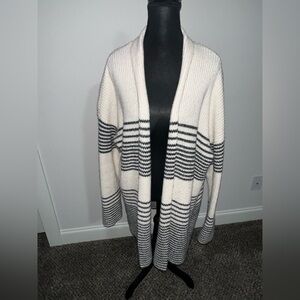 Gap Heavy Knit Extra Fine Merino Wool Blend Stripe Sweater Cream Grey M/L